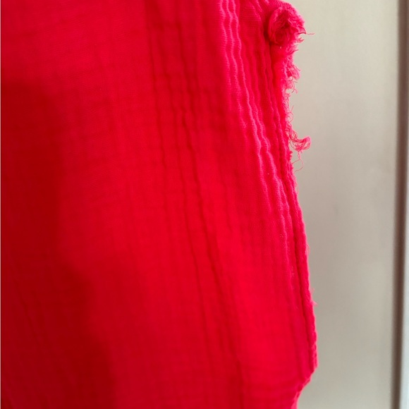 Michael Stars Draya Gauze V-Neck Top Salsa Red Size Small
New With Tags - Picture 4 of 7